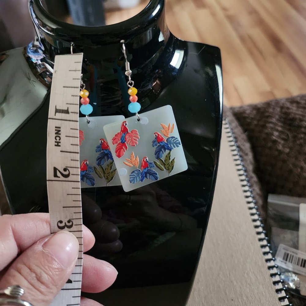 NEW WOMENS UNIQUE SQUARE FLORAL EARRINGS ~ BEAUTIFUL